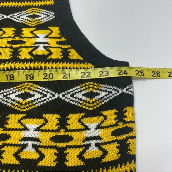 NFL Steelers Black and Yellow Vest Men’s XL FOOTBALL NFL PITTSBURGH - Picture 8 of 12